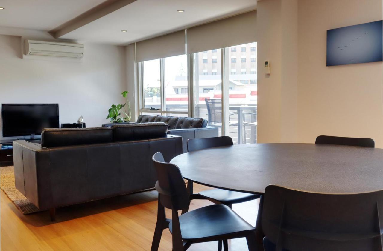 Apartament Fiveways Balcony, King Bed, Chef'S Kitchen Fremantle Zewnętrze zdjęcie