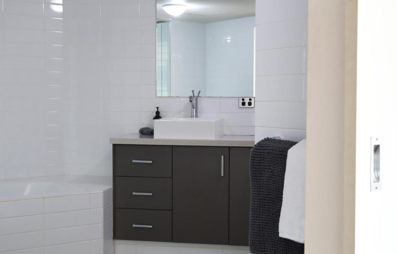 Apartament Fiveways Balcony, King Bed, Chef'S Kitchen Fremantle Zewnętrze zdjęcie