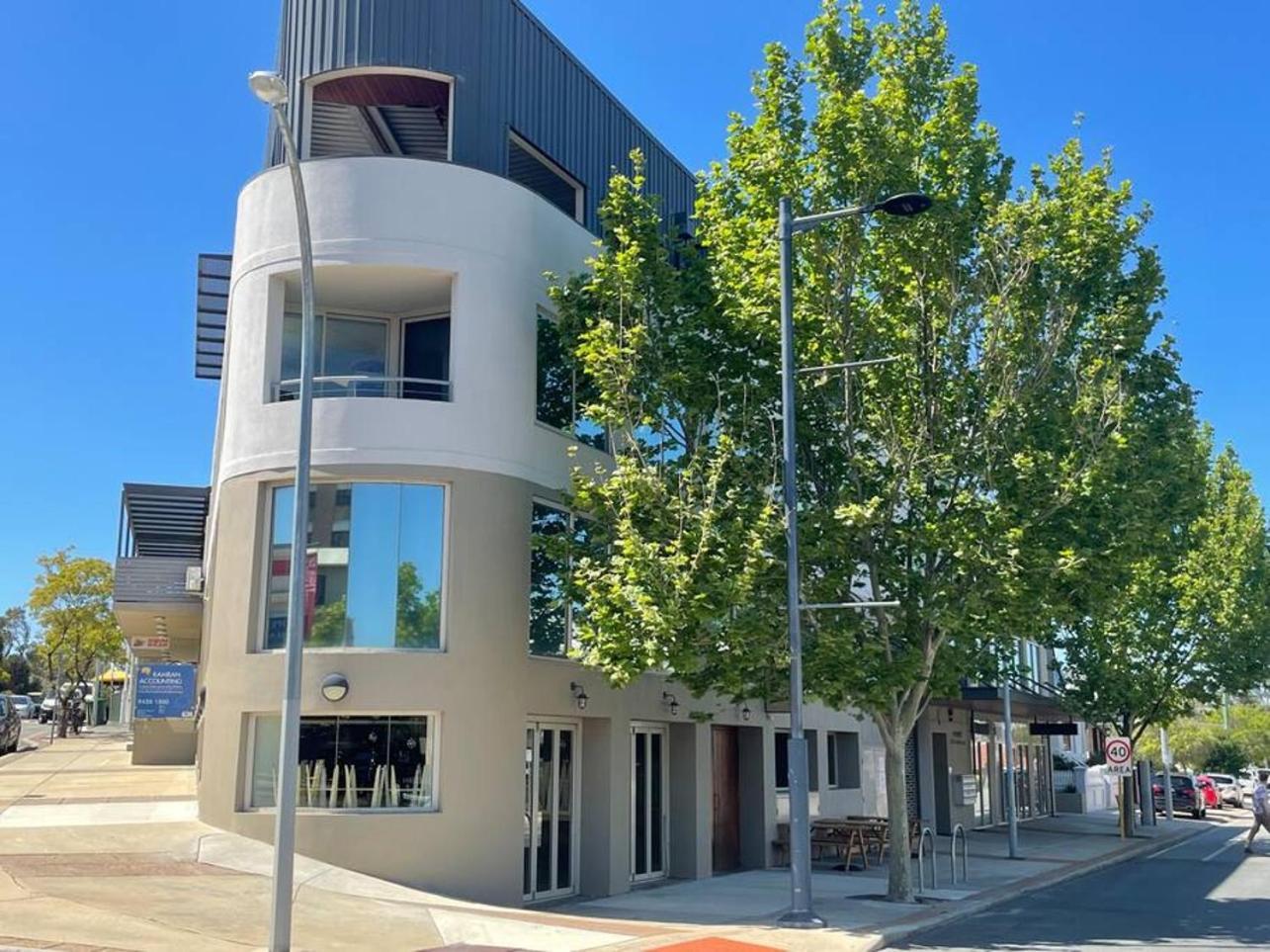 Apartament Fiveways Balcony, King Bed, Chef'S Kitchen Fremantle Zewnętrze zdjęcie